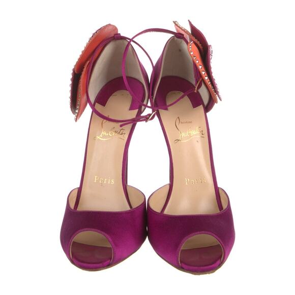 ❤️Christian Louboutin Satin Crystal Flower Pumps❤️ - Picture 3 of 5